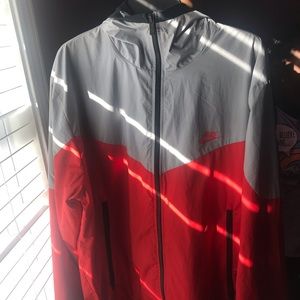 Nike windbreaker